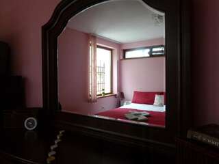 Отели типа «постель и завтрак» Villa Valley of Roses Павел-Баня Номер Делюкс с кроватью размера «king-size»-16